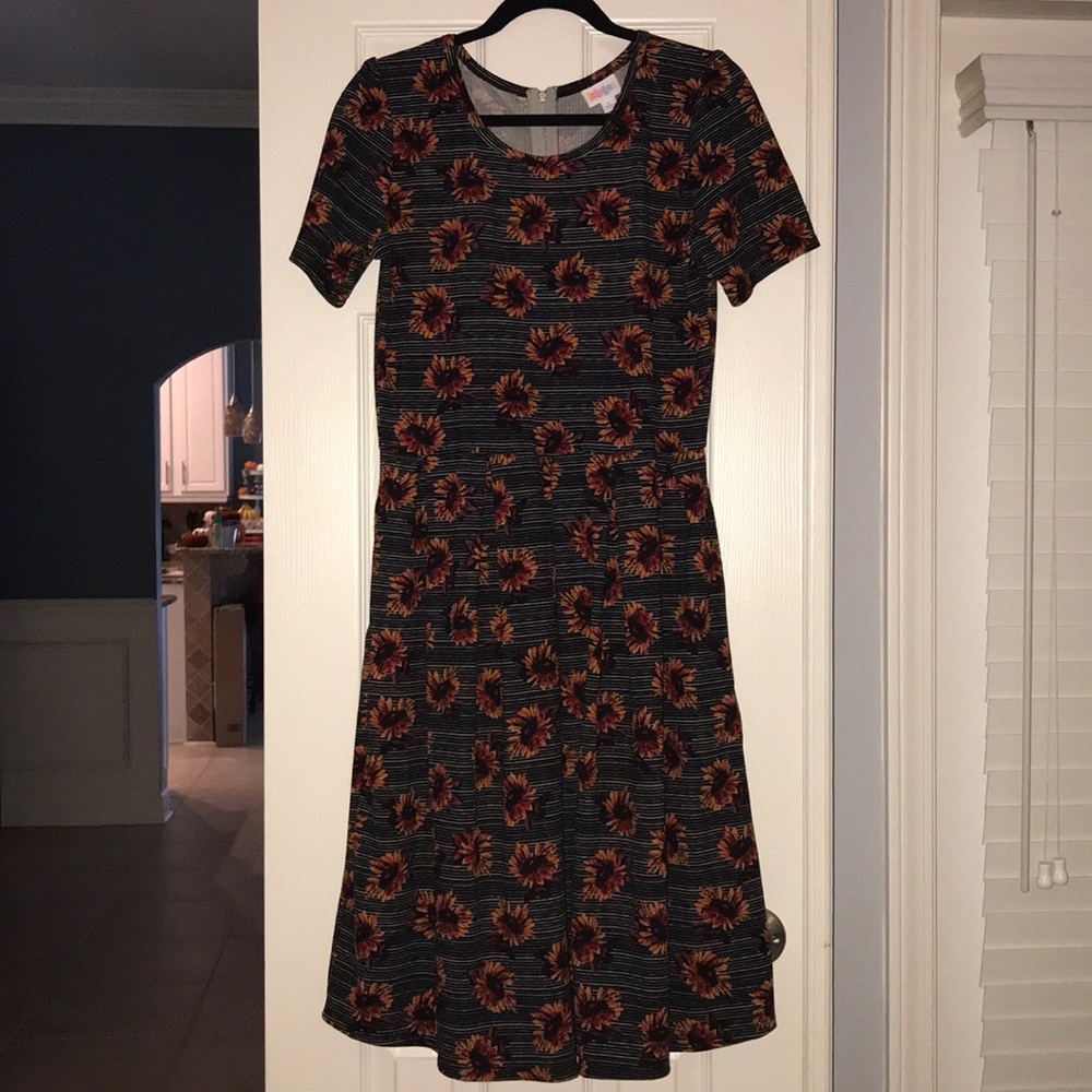 LuLaRoe Amelia